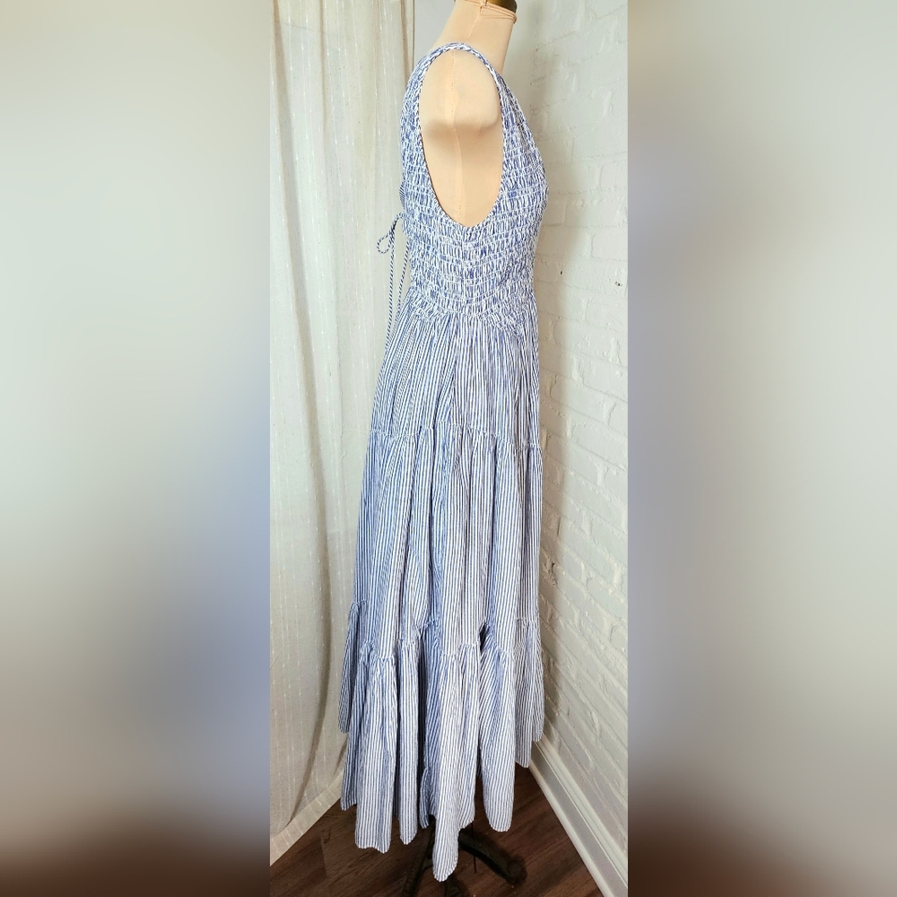 Free People Juni Maxi Dress | Ivory Blue Stripe Smocked Tiered Maxi | NWT | sz M - Picture 6 of 9